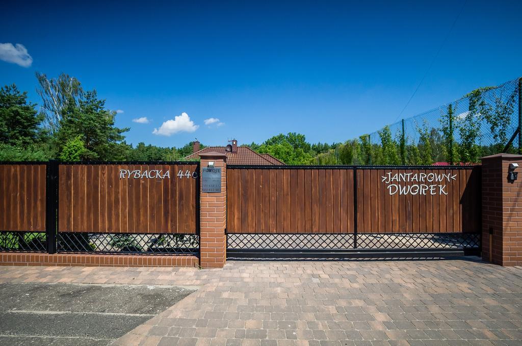 Jantarowy Dworek Exterior photo